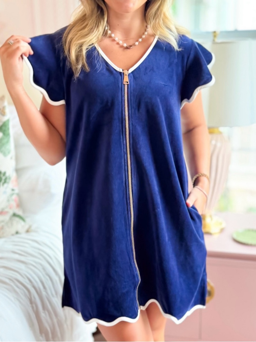 SYSS The Label Get Ready Zip Front Velour Robe - Picture 3 of 6